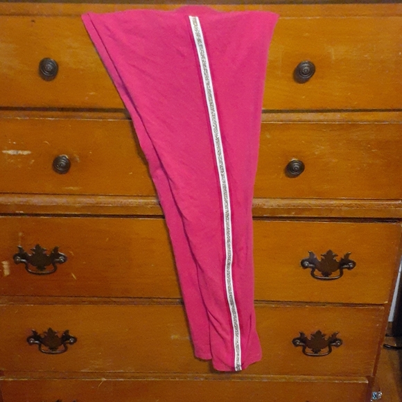 Clothes - Picture 3 of 3